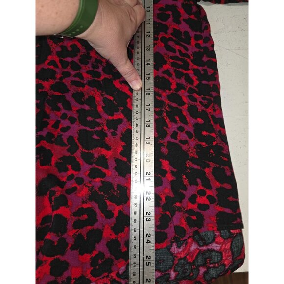 Finley Womens Leopard Print Button-Up Blouse L Red & Black Viscose Made In USA - Picture 6 of 6